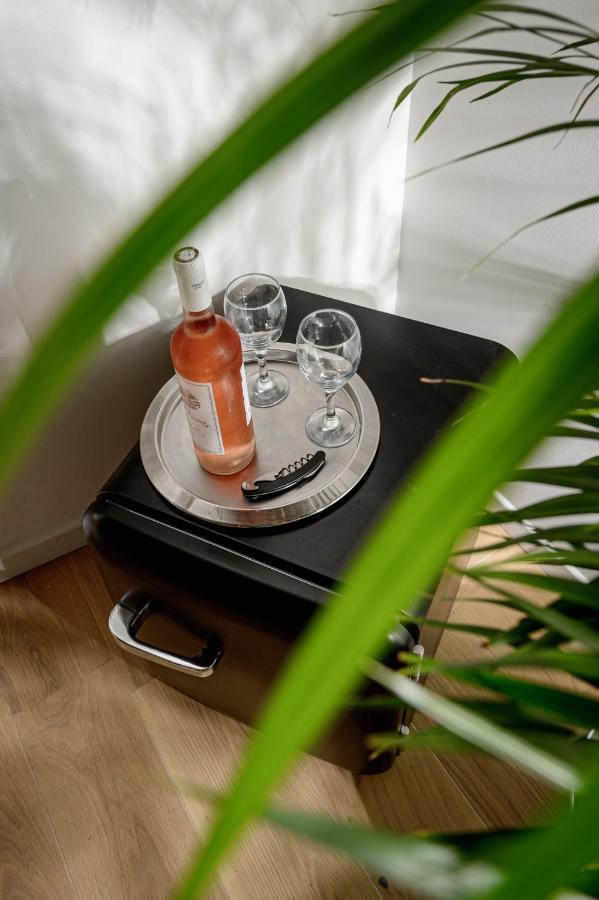 Domaine Du Conte Bleu Bed and Breakfast Sainte-Gemme  Buitenkant foto